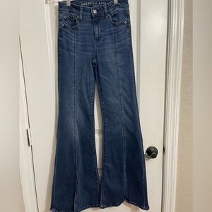 American Eagle Outfitters Women's Blue Festival Flare Jeans Size 0